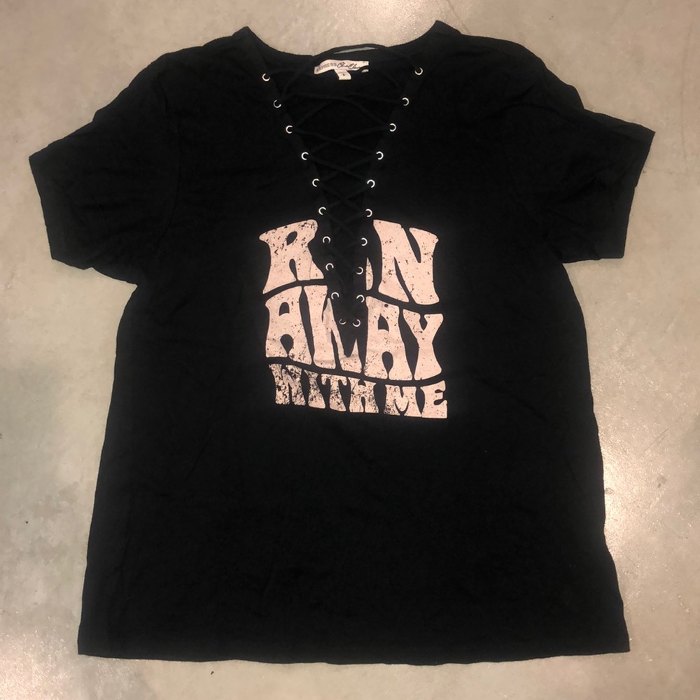 Express lace up graphic tee T-shirt